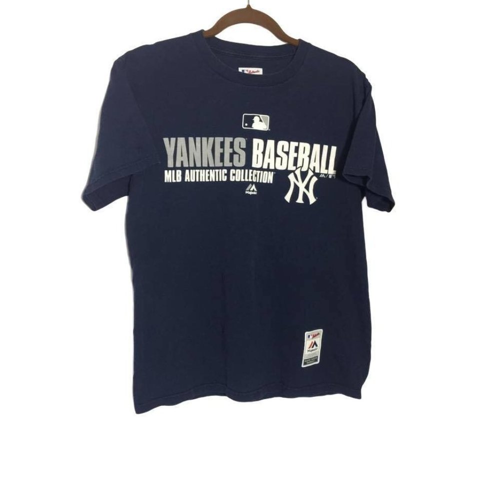 Men's Yankees Baseball MLB Authentic Collection T-Shirt Medium